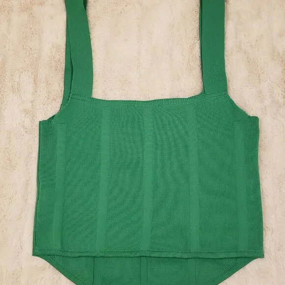 Cropped Top - Picture 2 of 3